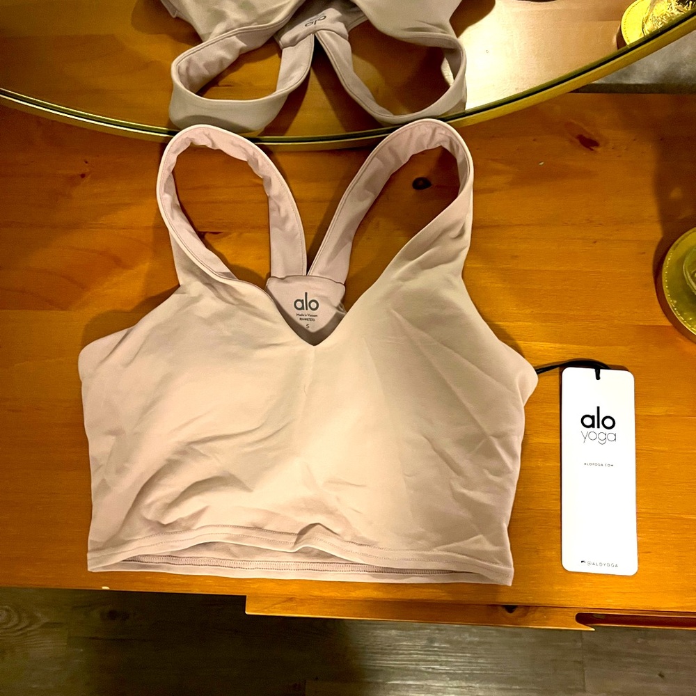 Alo yoga top